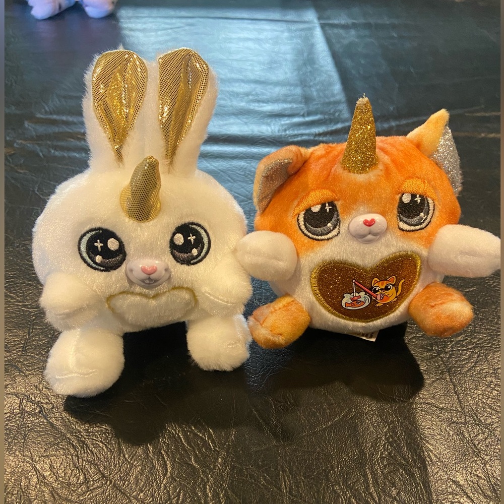 Adorable White and Orange Stuffed Animal Set